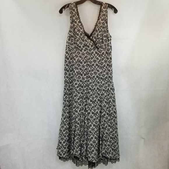 Linea Domani Dresses & Skirts - Linea Domani Dress 8 Black White Tank Style Lace